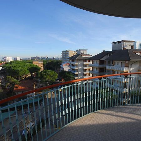 Appartamenti Puerto Do Sol Lignano Sabbiadoro Exterior foto
